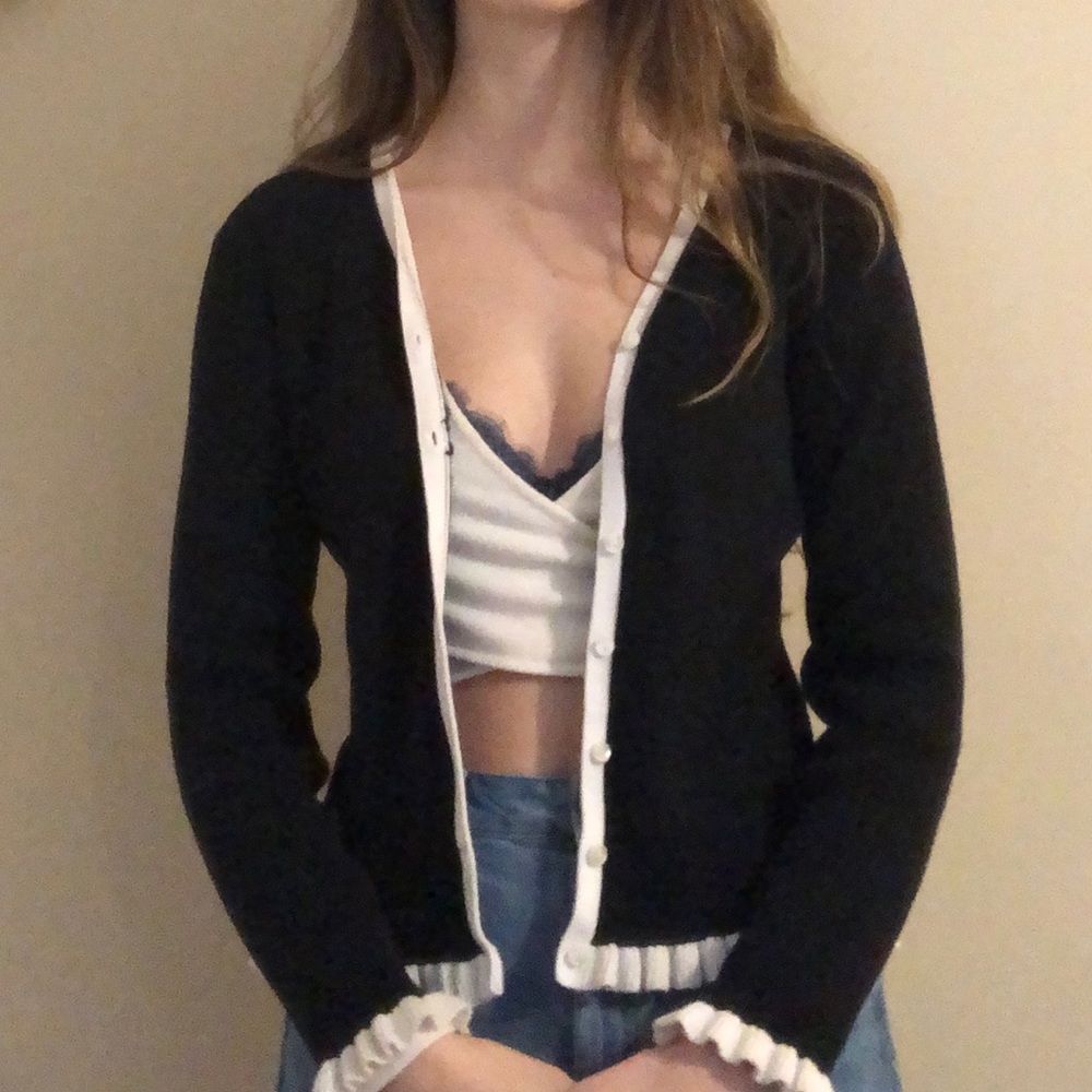 Frilly cardigan